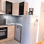 T3 6 Pers A St-lary-soulan Avec Balcon, Wifi Et Parking - Fr-1-457-318 דירה *