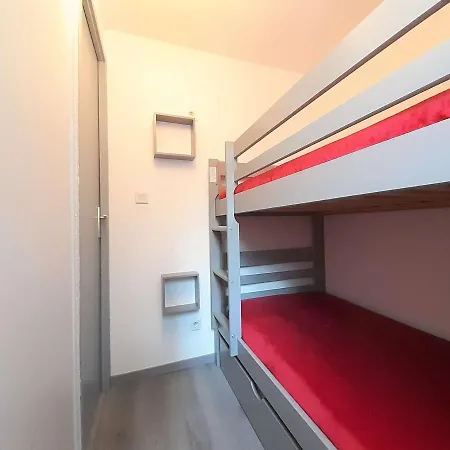 Apartment T3 6 Pers A St-lary-soulan Avec Balcon, Wifi Et Parking - Fr-1-457-318 *