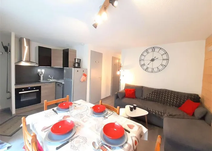 Apartment T3 6 Pers A St-lary-soulan Avec Balcon, Wifi Et Parking - Fr-1-457-318 *