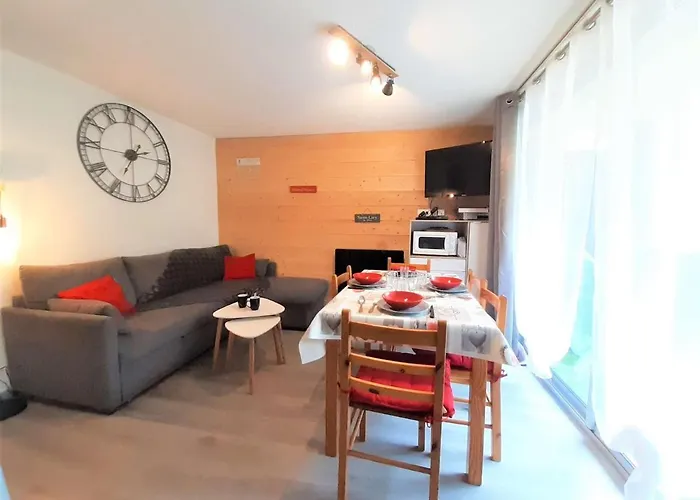 T3 6 Pers A St-lary-soulan Avec Balcon, Wifi Et Parking - Fr-1-457-318 Apartment *