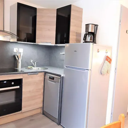 T3 6 Pers A St-lary-soulan Avec Balcon, Wifi Et Parking - Fr-1-457-318 Apartment *
